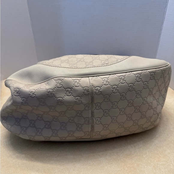 Gucci Sima GG cream Monogram Shoulder Bag - Picture 3 of 7
